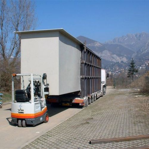 Safety tanks for storing polluting solution